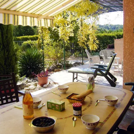 Holiday Home near Mont Ventoux Ski Resort