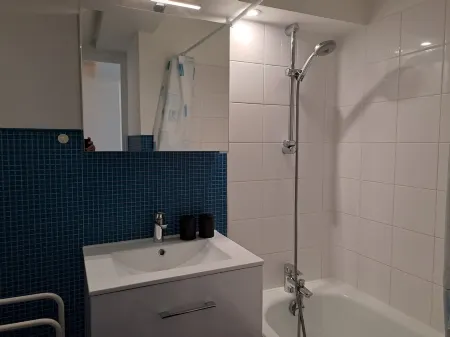 Trégastel, Pink Granite Coast - Apartment STARFISH with panoramic sea view