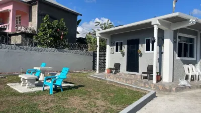 Glen Sea Inn of St. Mary - Charming 2 Bedroom Beachside Home Hotels in der Nähe von Claude Stuart Park