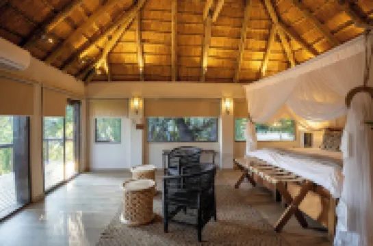 Karongwe - River Safari Lodge