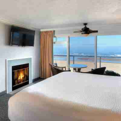 Hallmark Resort in Cannon Beach Rooms