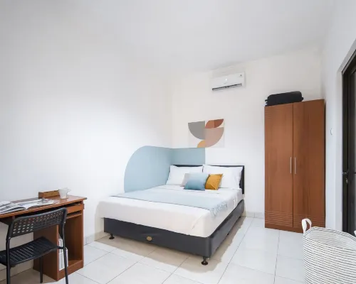 Cove Melita Hotels near Wisma 77