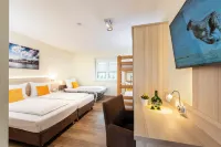 Hotel am Wiesenweg l 24h Check-IN Hotels in Bergtheim