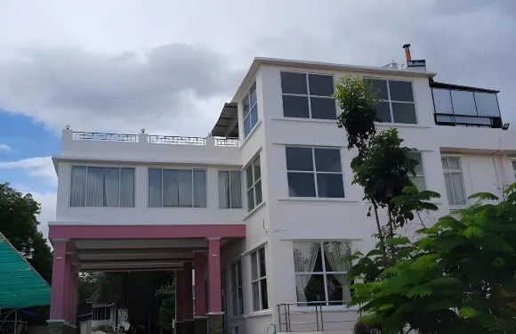 勝利緬甸酒店及度假村