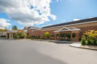 Hampton Inn East Aurora - Parkering