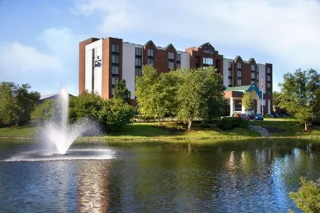 Hotel Indigo Chicago-Vernon Hills