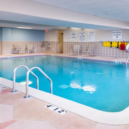 Holiday Inn & Suites WARREN by IHG