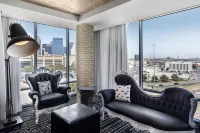 Lorenzo Hotel Dallas, Tapestry Collection by Hilton