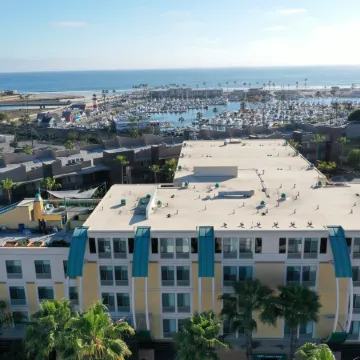 Holiday Inn OCEANSIDE CAMP PENDLETON AREA by IHG