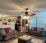 Cozy 5 Bedroom/ 9 Beds, 3 Full Baths with Game Room