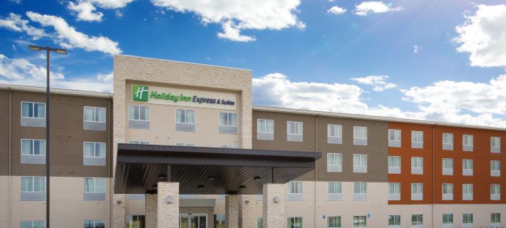 Holiday Inn Express & Suites RAPID CITY - RUSHMORE SOUTH by IHG Hotels in Pennington County