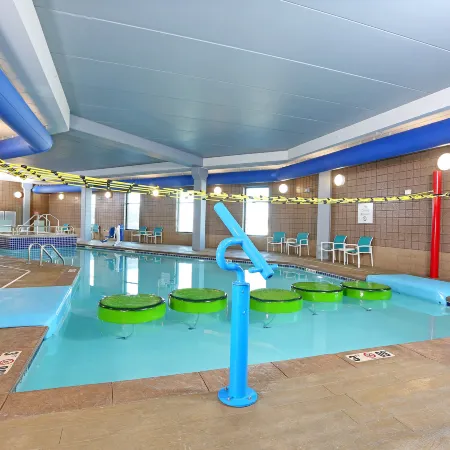 Holiday Inn & Suites SIOUX FALLS - AIRPORT by IHG