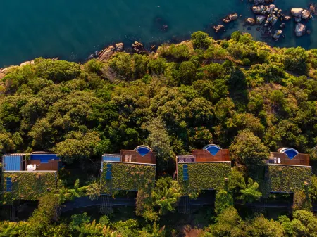 Ponta Dos Ganchos Отели в г. Тижукас