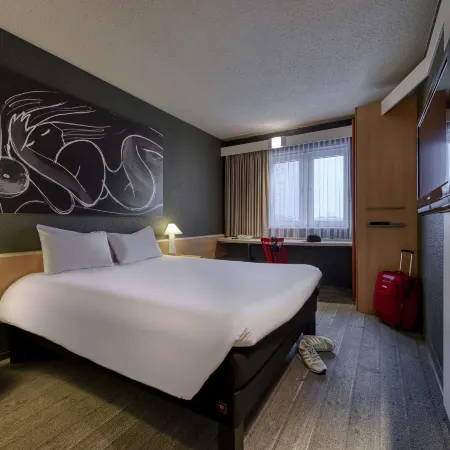 Ibis Muenchen Parkstadt Schwabing Отели рядом с достопримечательностью «Станция метро Alte Heide»