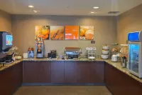 Comfort Suites Medical Center - breakfast