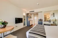 Central Cosmo Apartment Hotel Hotels in Toowong