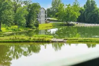 The Rockford Escape - Holiday Hills Branson - Golf Resort - Outdoor Pools