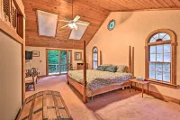 Beautiful Jay Peak Home Near Creek and Waterfalls! - Balkoner