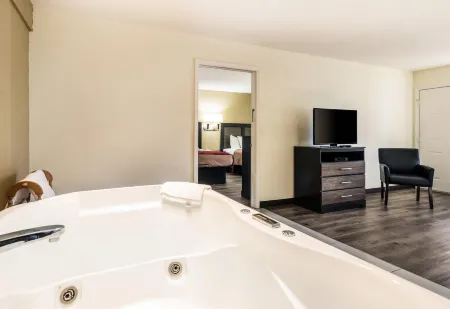 Econo Lodge Glade Springs I-81 Отели в г. Глейд Спринг