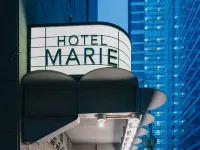 Maire Hotel Các khách sạn gần Đại lộ Teheran