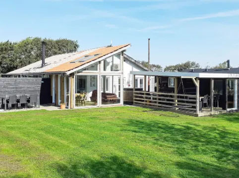 12 person holiday home in Vinderup-By Traum