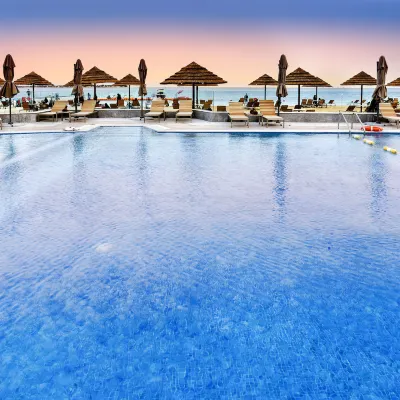 Braira Al Azizya Hotel & Resort Hotels near Sunset Marina