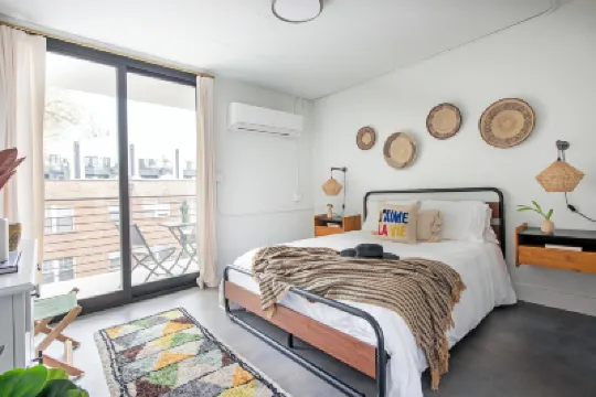 The Lofts On Ponce Hotels near Fernbank Museum | 3D Theater | Forest