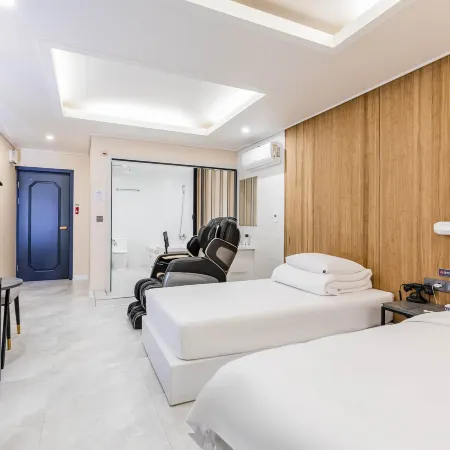 Hwaseong Wolmun Hotel the May