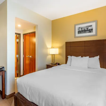 MainStay Suites Near Denver Downtown