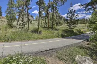 Hot Tub + Ski Shuttle Access: Keystone Condo! - Parkplatz