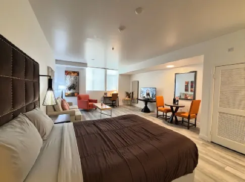 Melrose Rooftop Boutique Residences Hotels in 