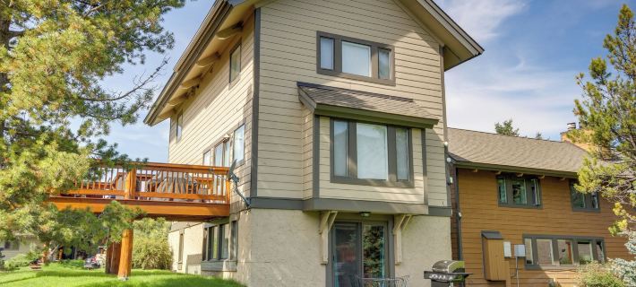 Cozy Condo Near Golf, 7 Mi to Big Sky Resort! Hotels in Big Sky