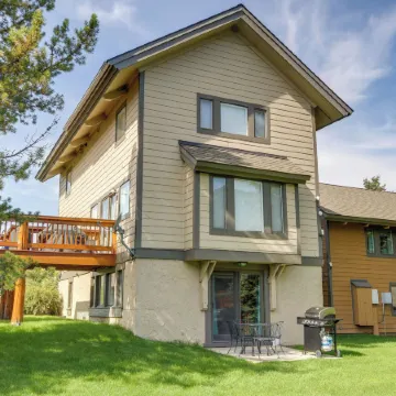Cozy Condo Near Golf, 7 Mi to Big Sky Resort!