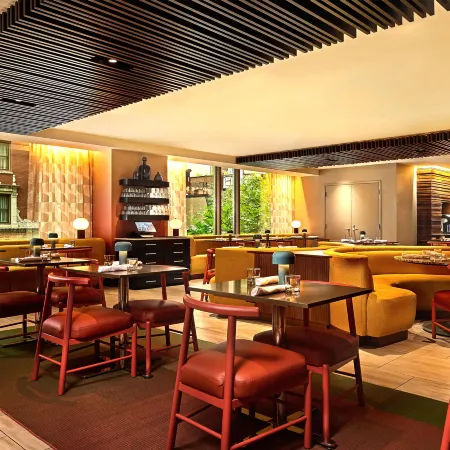 Hyatt Centric Chicago Magnificent Mile