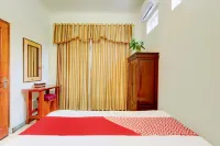 Hotel O Mbah Carik Homestay Syari'ah