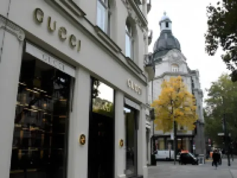 Kurfürst am Kurfürstendamm Các khách sạn gần Đại lộ Kurfürstendamm
