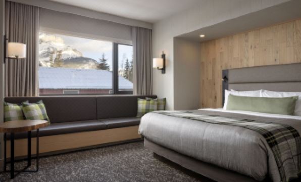 Peaks Hotel and Suites