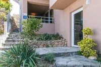 Villa Ivka Apartment A - a Spacious Apartment with 2 Bedrooms and 2 Bathrooms