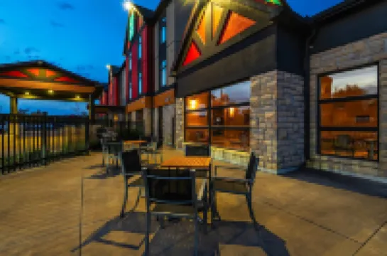 Quality Inn & Suites Hotels in Petawawa