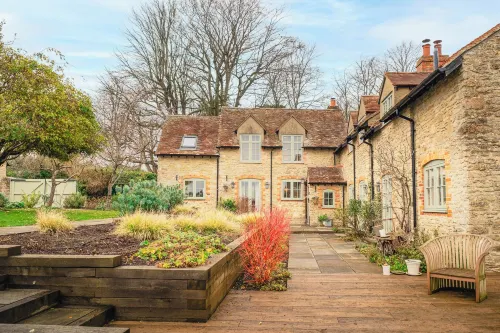Stunning 6 BB Cottage & Annexe - Homestays