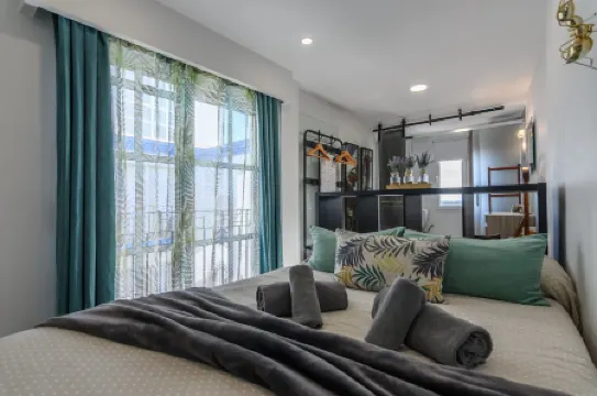 Riverside Ayamonte Apartment for 2