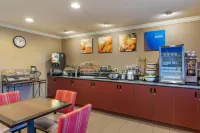 Comfort Inn Columbia Gorge - breakfast