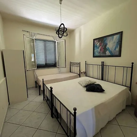 Torre Dell Orso: House / Villa - Torre dell'Orso