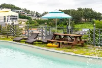 Samcheok Macada Pension - Pool