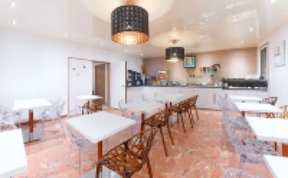 The Originals City, Archotel, Sens