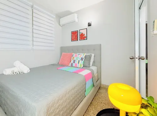 Aga House TU Casa EN PR  3 Cuartos, 2 Banos, Piscina, TV EN Cada Cuarto.