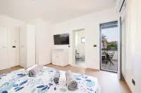 House Tinis - 3-Star