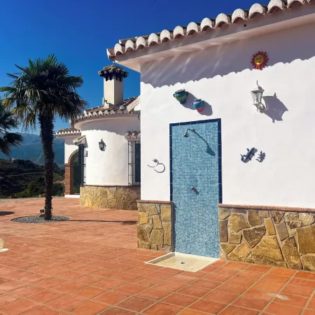 Andalusian detached villa with pool, sea & mountain views, and stunning sunsets