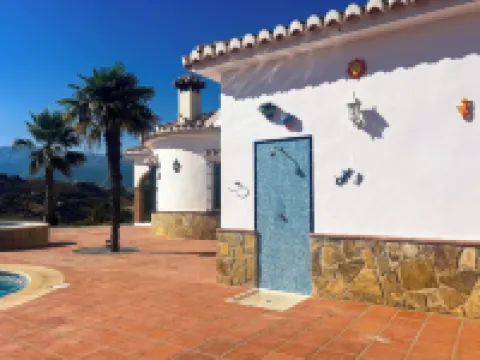 Andalusian detached villa with pool, sea & mountain views, and stunning sunsets