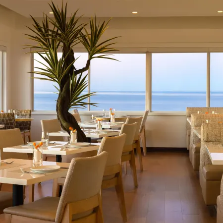 Huntley Santa Monica Beach Отели рядом с достопримечательностью «Променад на Третьей улице»
